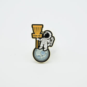 Pin - Basket on the moon